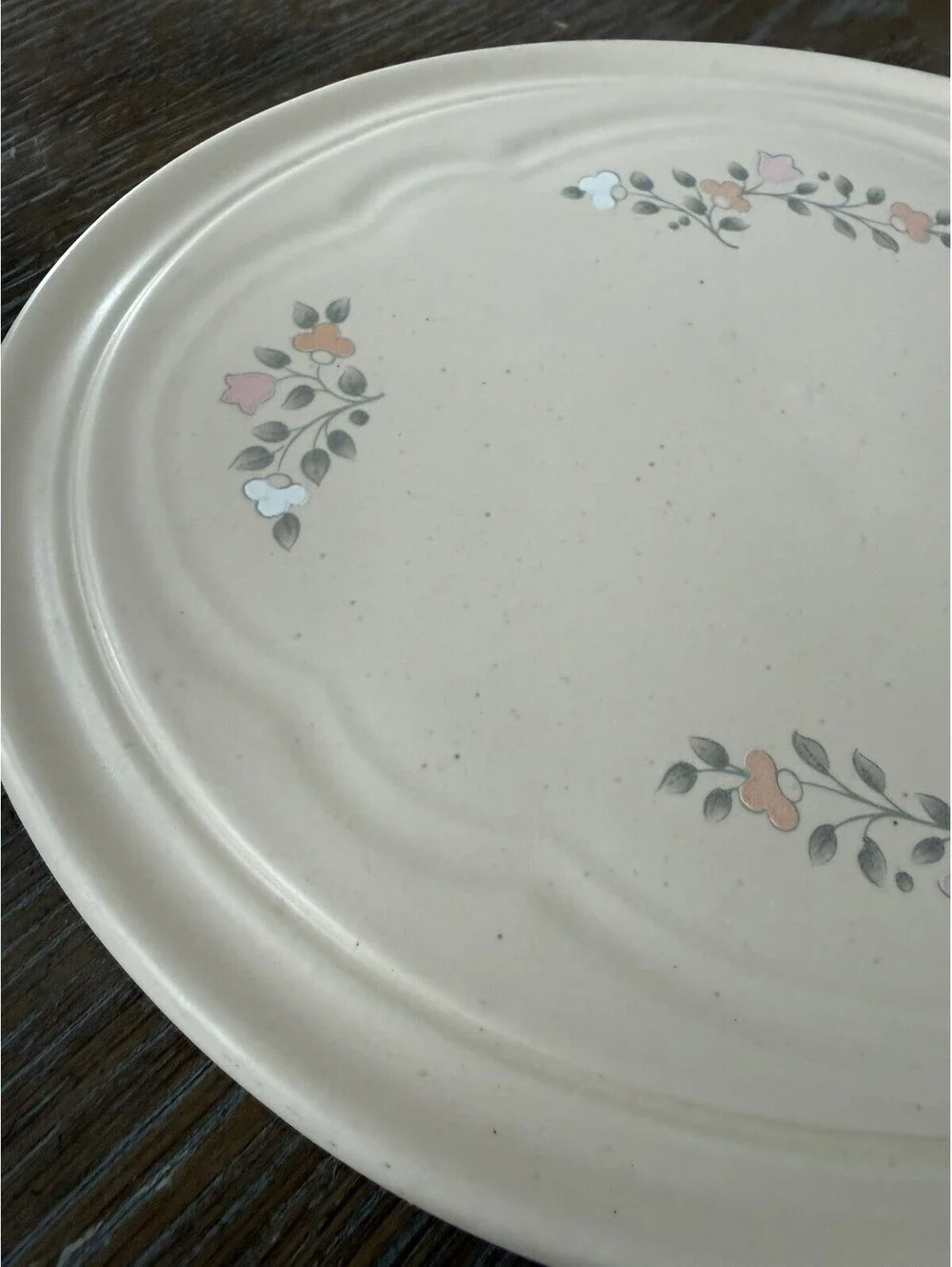 Pfaltzgraff measures 9”